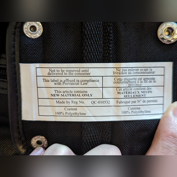 Amazon Basics Soft Sided Mesh Pet Travel Carrier Medium Size - Picture 12 of 13